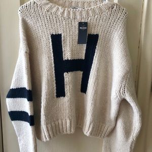 Hollister Chunky Sweater NWT!